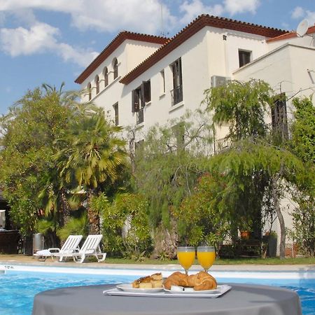 Hotel El Castell Sant Boi de Llobregat Dış mekan fotoğraf