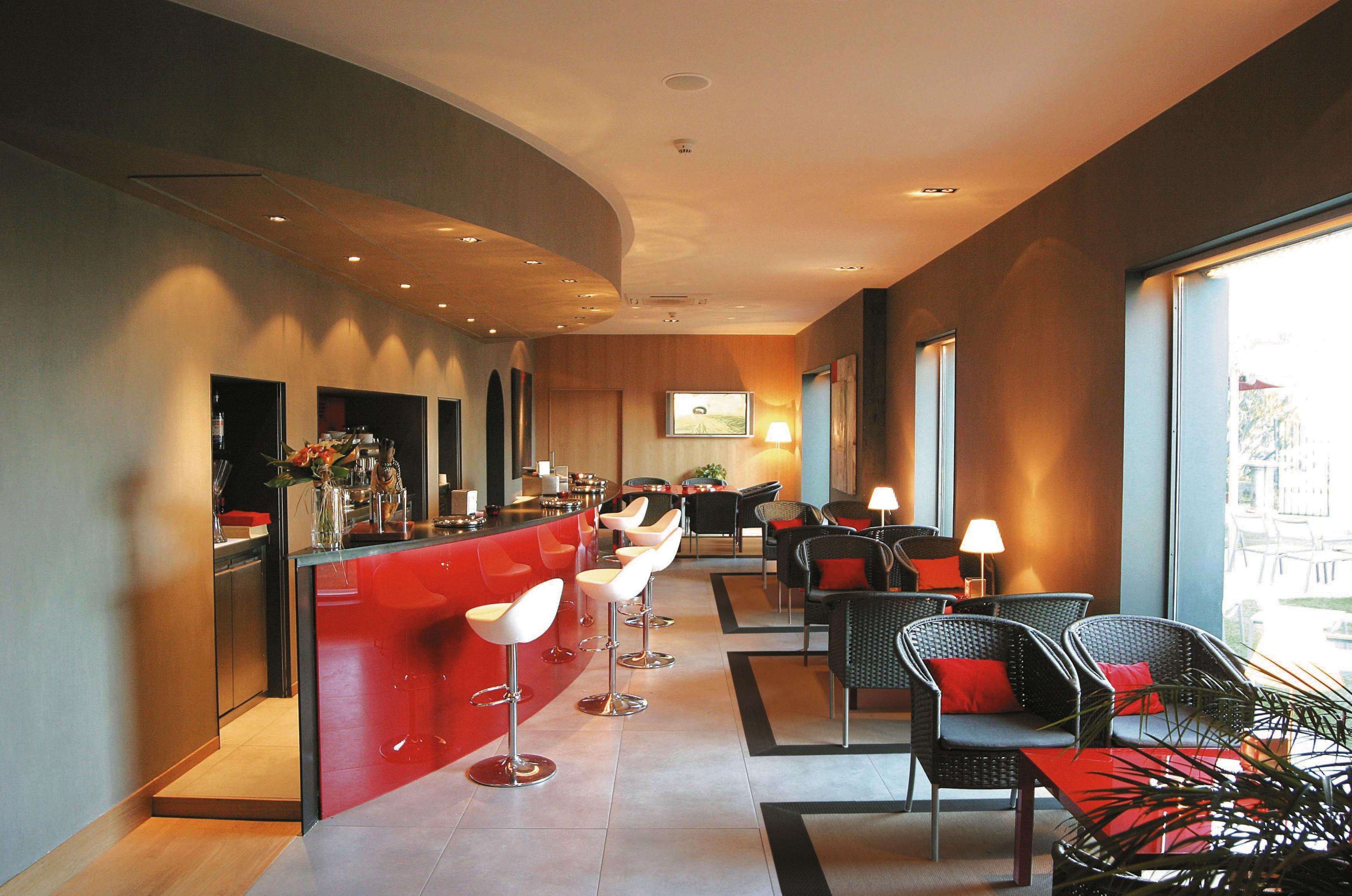 Hotel El Castell Sant Boi de Llobregat Dış mekan fotoğraf