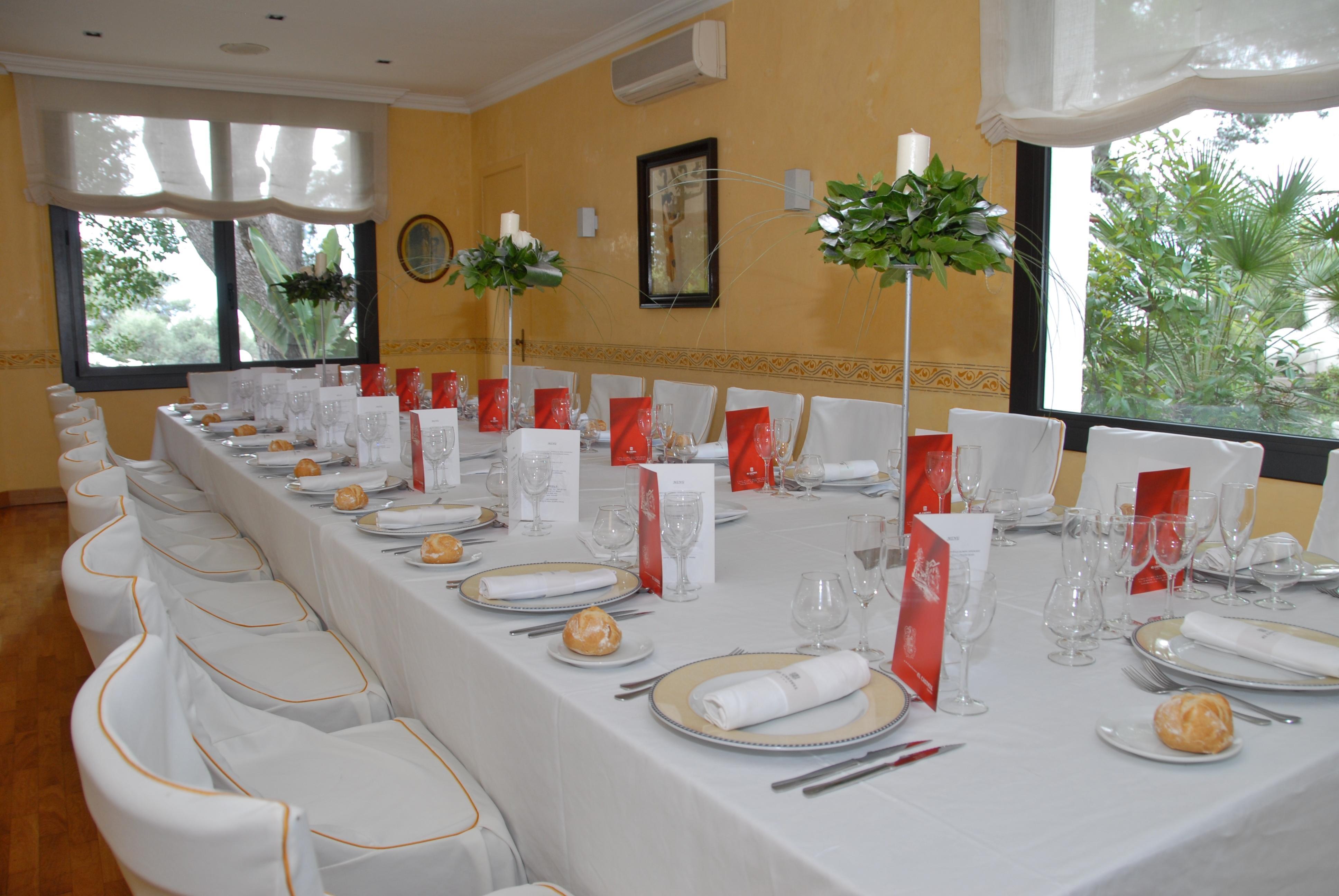 Hotel El Castell Sant Boi de Llobregat Dış mekan fotoğraf