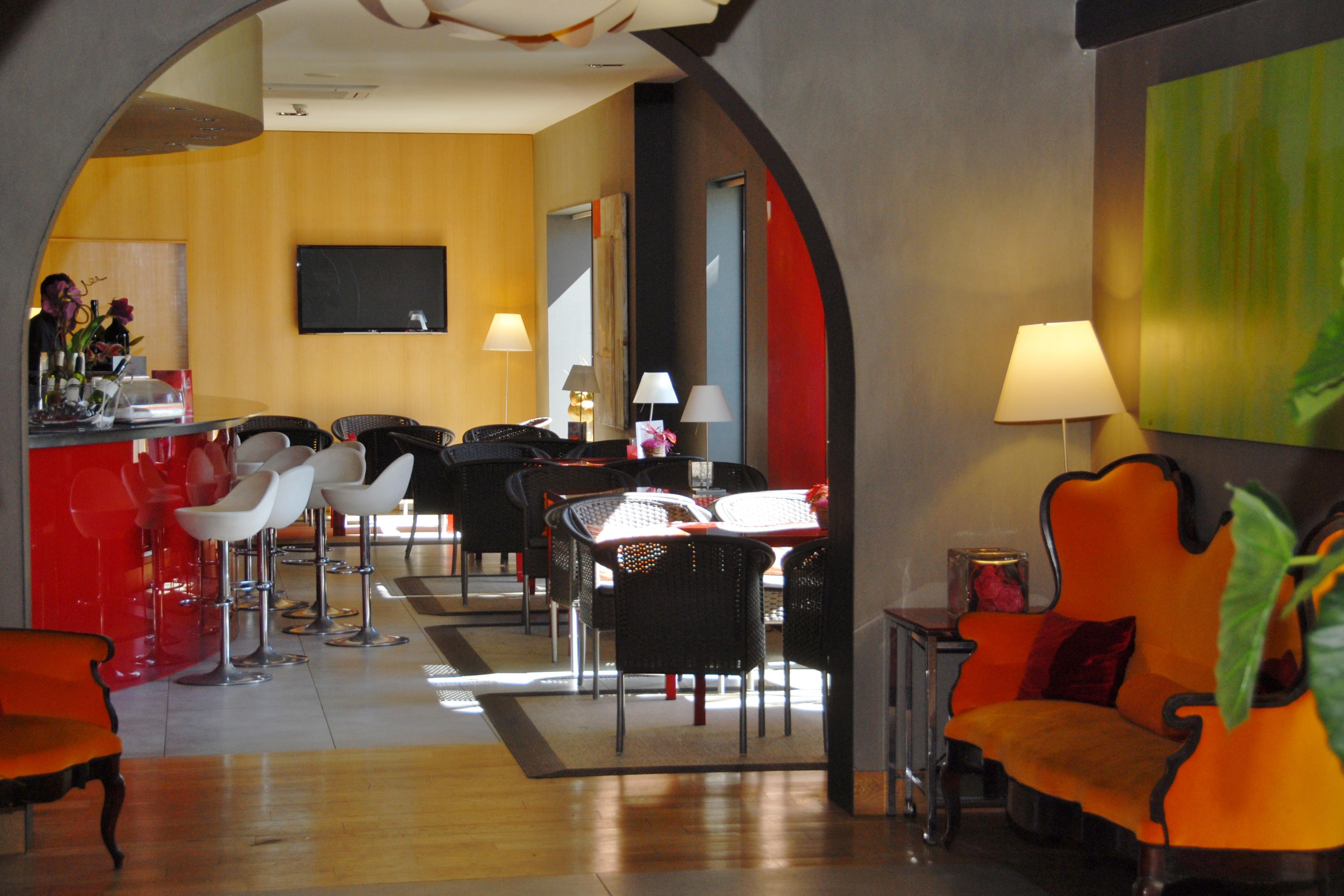 Hotel El Castell Sant Boi de Llobregat Dış mekan fotoğraf